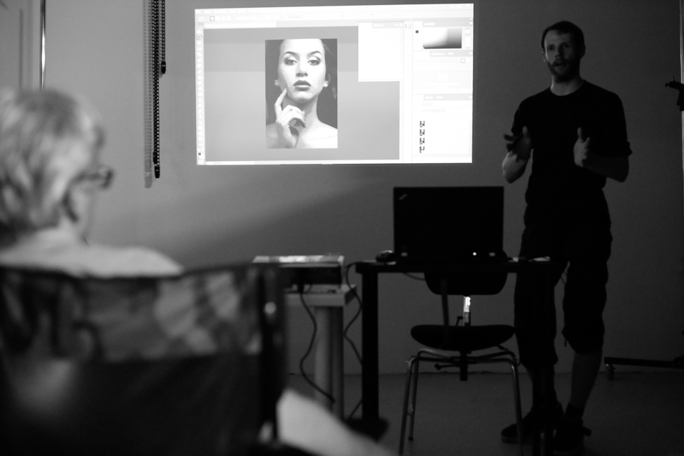 Stefan Wolfram beim Photostop Vortrag auf dem 6. Studioabend